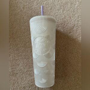 Starbucks White Pearl Mermaid Venti 24oz Cup 🧜‍♀️🤍💜